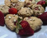 Foto del paso 4 de la receta: Galletitas De Frutillas Con Crema De Leche "Para Mamá"❤️ Pocos Ingredientes