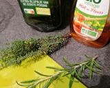 Une image de l'étape 1 de Carottes rôties au miel et son pesto de fanes.