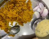 A picture of step 4 of Namkeen chawal.