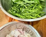 Gambar langkah 1 resipi 👩‍🍳Sotong Tumis Kangkung.