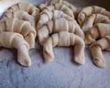 Foto del paso 5 de la receta: Medialunas express 🥐🥐