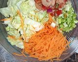 Foto del paso 2 de la receta: Ensalada con camarones