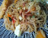 Foto langkah ke 3 dari resep Bihun goreng simple enak.