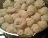 Foto langkah ke 4 dari resep Bakso ayam isi cincang sapi.