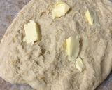 Foto del paso 5 de la receta: Rosca trenzada rellena de pastelera y praliné