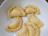 Panada isi tuna