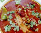 A picture of step 3 of Matar Gosht.