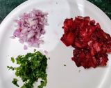 A picture of step 2 of Strawberry Raita.