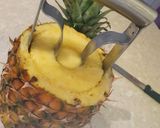 Foto del passaggio 1 della ricetta Riso all'ananas e gamberetti
