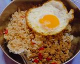 รูปขั้นตอนการทำที่ 4 ของ ข้าวผัดกะเพราไข่ดาววัดใจ (กินข้าวผัดกะเพราในขัน)