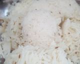 A picture of step 2 of Rasiya muthiya (juicy rice ball).