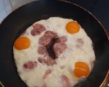 Sonkás tükörtojás recept fázis 1 fotója