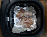 รูปขั้นตอนการทำที่ 3 ของ ไก่ทอดไร้น้ำมัน (airfryer)⭐