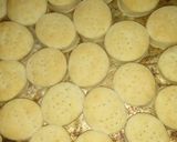 Foto del paso 3 de la receta: Bizcochos de grasa con harina leudante