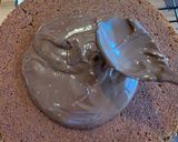 A picture of step 7 of Vegan birthday cake.