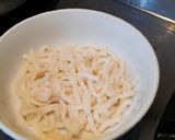 Foto langkah ke 1 dari resep Beef Curry Udon.
