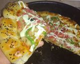 صورة لخطوة 8 من وصفة وصفة بيتزا 🍕هايلة تقتل بالبنة 😋❤️