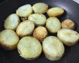 Foto del passaggio 3 della ricetta Patate croccanti