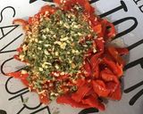 Une image de l'étape 3 de Merguez aux poivrons rouges, échalotes et herbes.