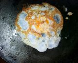 A picture of step 3 of Fried eggs.