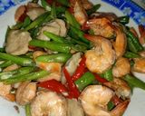 Foto langkah ke 3 dari resep Tumis Buncis udang & Bakso.