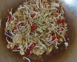 Foto langkah ke 5 dari resep #6. Tumis toge sederhana.