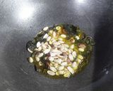 A picture of step 1 of Poha.