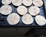 Foto del paso 1 de la receta: Ruedas de berenjena a la Napolitana