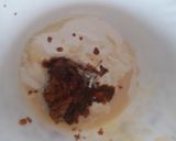 A picture of step 4 of Apple pie ice cream with caramel sauce.