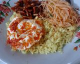 Foto langkah ke 11 dari resep Nasi kuning, tp yang ini agak pucat kaya lagi sakit.
