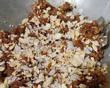 खजूर ड्राईफ्रूट बर्फी (khajur dry fruits barfi recipe in Hindi) रेसिपी चरण 5 फोटो