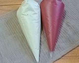 Gambar langkah 3 resipi Apam Mekar Red Velvet.