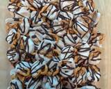 Pumpkin Spice Chocolate Coated Pretzels recipe step 5 photo