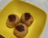 A picture of step 8 of Chatpata rava balls.