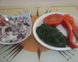 Foto del paso 1 de la receta: Arroz meloso de calamares y espinacas
