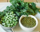 A picture of step 1 of A green koottu with Mung, green peas, and kale.