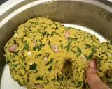 A picture of step 5 of Makki ke dhokle.