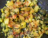 A picture of step 6 of Methi aloo.