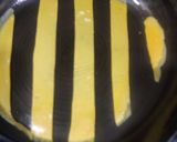 A picture of step 4 of Striped cheese Omelette.