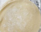 Foto langkah ke 3 dari resep Kulit dimsum /gyoza/pangsit/siomai - 2 bahan aja.