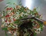 Foto langkah ke 2 dari resep Tumis Toge Oncom Simpel.