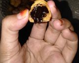 Foto langkah ke 7 dari resep Soes kering isi coklat melelehh😍.