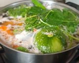 Foto del paso 2 de la receta: Caldo de huesos (pollo)