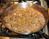 Foto del paso 3 de la receta: EMPANADAS CON PINO DE CARNE ASADA. JON STYLE
