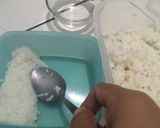 Foto langkah ke 2 dari resep Kupat nasi matang tanpa kukus.