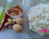 Foto langkah ke 1 dari resep Nasi Goreng Spesial Simple Homemade.