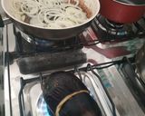 Foto del paso 1 de la receta: Croqueta de arroz integral, berenjena y cebolla