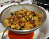 Foto del paso 3 de la receta: Tortilla de chorizo con verduras