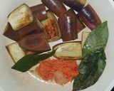 Foto langkah ke 3 dari resep Pindang Tongkol Pari Asap Tahu Terong Masak Pedas.