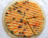 Foto langkah ke 4 dari resep Pizza Bihun Teflon Simple.